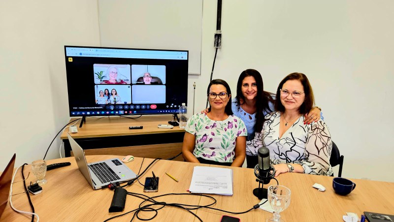Defesa de Memorial da Profa. Dra. Adriana Freitas Neves do Departamento de Ciências Biológicas do Instituto de Biotecnologia