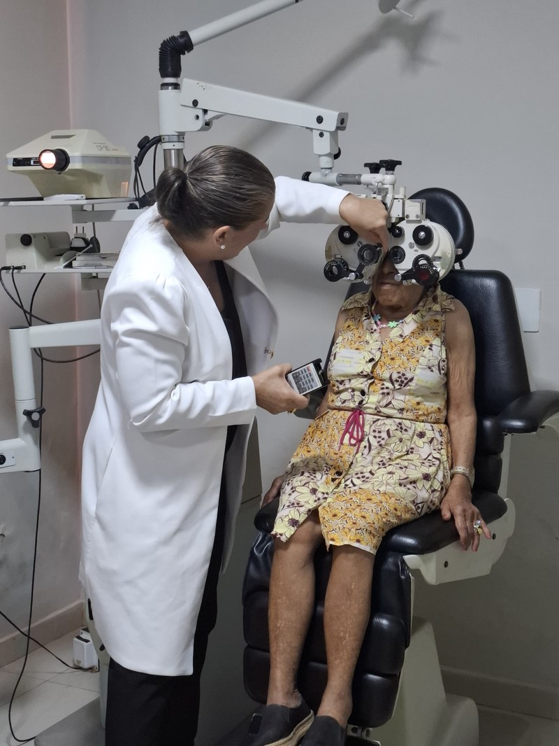 "Olhares que Cuidam": estudantes levam saúde ocular a moradores de Instituição de Longa Permanência para Idosos