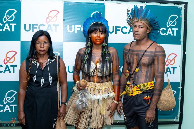 Primeira estudante indígena graduada na UFCAT fala sobre sua trajetória