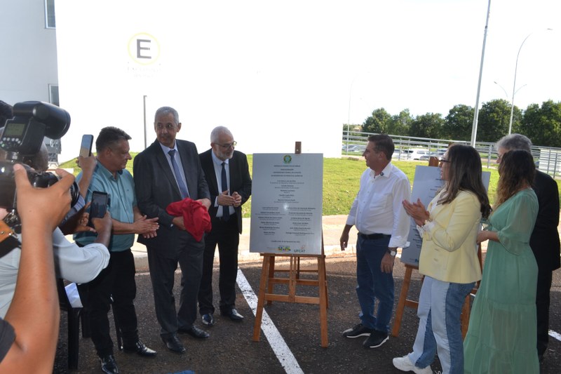UFCAT inaugura Bloco de Laboratórios de Práticas Médicas e Almoxarifado de Produtos Químicos